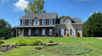 Beautifully Updated Executive Rental in Lenoir City
