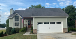 Beautifully updated home for rent in Farragut!