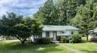 Johnson City Home for Rent | 2001 Elmwood St.